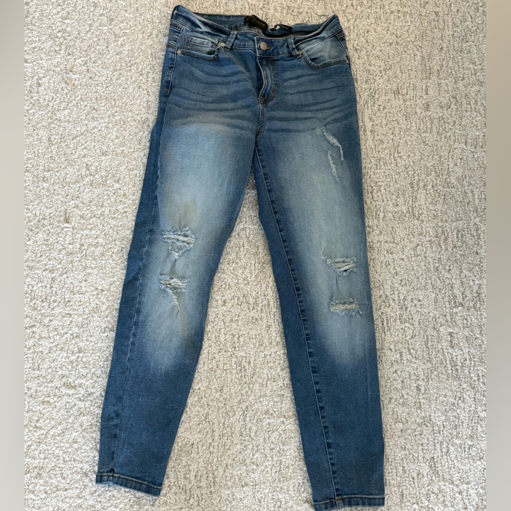 Kendall & Kylie Blue Skinny Jeans Distressed Vintage-Inspired